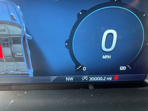 Used 2024 Ford F150 XLT w/ XLT Black Appearance Package image 4