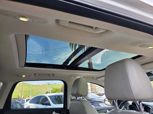 Used 2013 Ford Escape SEL image 15