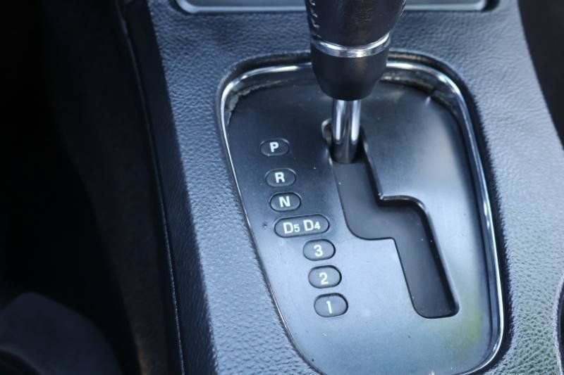 Used 2004 Ford Thunderbird RWD image 15