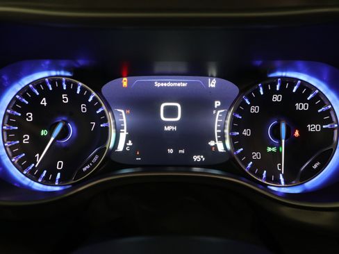 New 2026 Chrysler Pacifica Select image 18