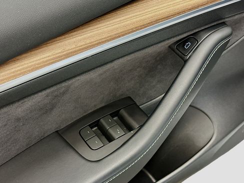 Used 2022 Tesla Model 3 Performance image 15