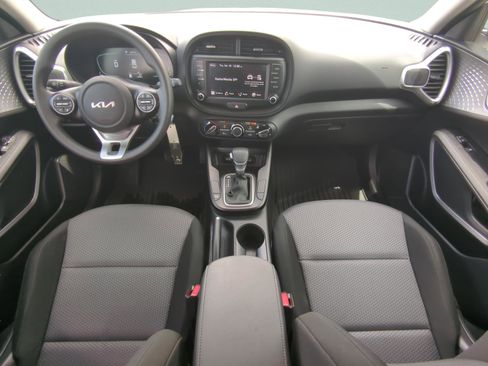 Certified 2023 Kia Soul LX FWD image 11