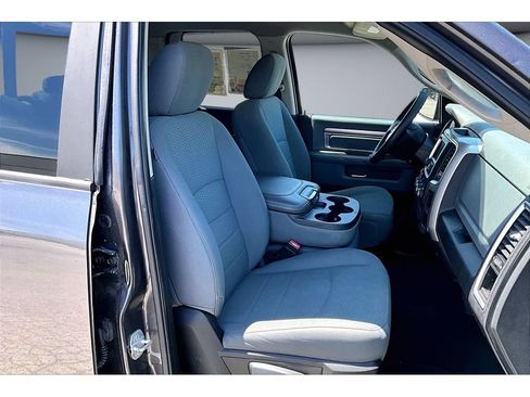 Used 2016 RAM 1500 Classic SLT AWD/4WD image 48