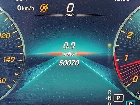 Certified 2021 Mercedes-Benz GLC 300 4MATIC image 30