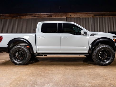 Used 2025 Ford F150 Raptor image 11