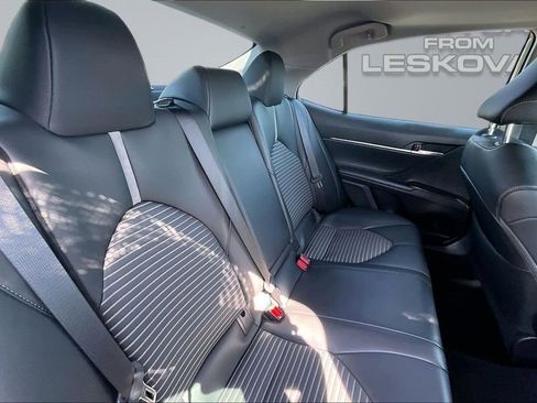 Used 2022 Toyota Camry SE w/ Cold Weather Package FWD image 27