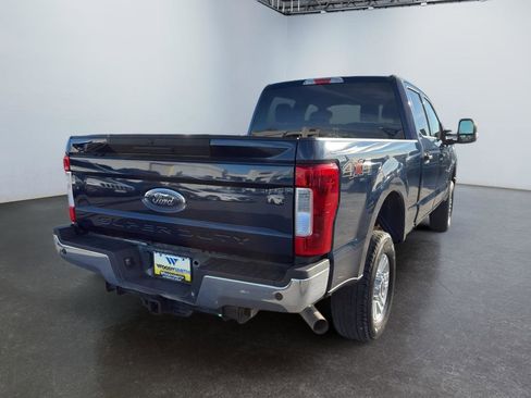 Used 2019 Ford F250 XLT w/ XLT Value Package image 5
