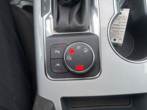 Used 2022 Chevrolet Blazer LT AWD/4WD image 30