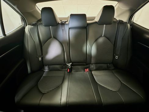 Used 2022 Toyota Camry SE w/ Convenience Package image 30