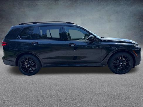 Used 2027 BMW X7 xDrive40i w/ M Sport Package AWD/4WD image 7
