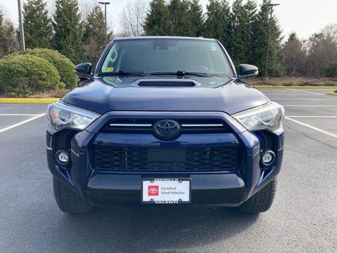 Certified 2021 Toyota 4Runner Venture w/ Moonroof Package AWD/4WD image 14