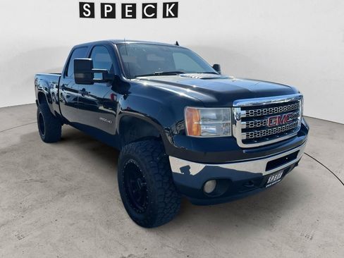 Used 2012 GMC Sierra 2500 SLE w/ SLE Preferred Package AWD/4WD image 7