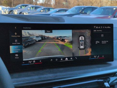 New 2026 BMW X5 xDrive50e w/ Executive Package image 32