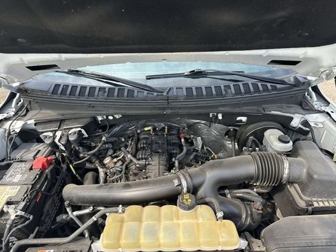 Used 2021 Ford Expedition XLT AWD/4WD image 20