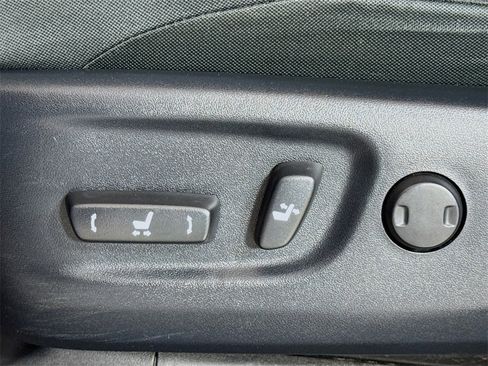 Used 2020 Toyota 4Runner SR5 image 15