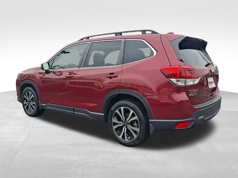 Used 2023 Subaru Forester Limited image 4