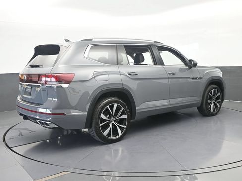 Used 2025 Volkswagen Atlas SEL Premium R-Line AWD/4WD image 6