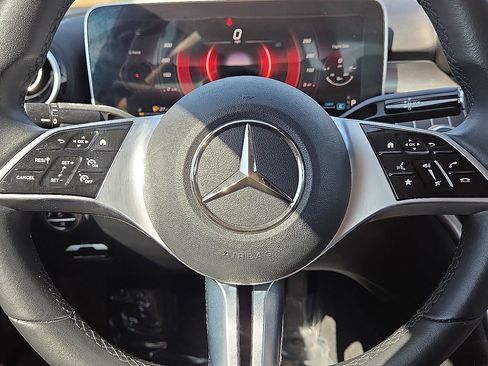Used 2023 Mercedes-Benz C 300 Sedan image 29
