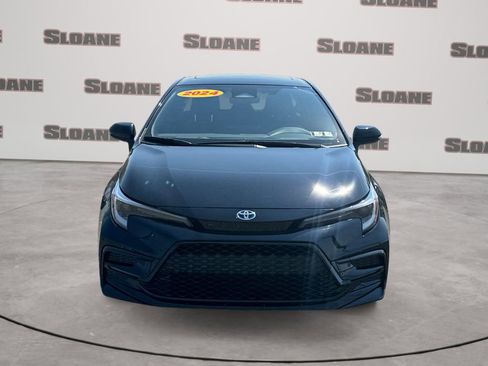 Used 2024 Toyota Corolla SE w/ SE Package image 8