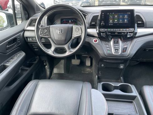 Used 2023 Honda Odyssey Sport image 10