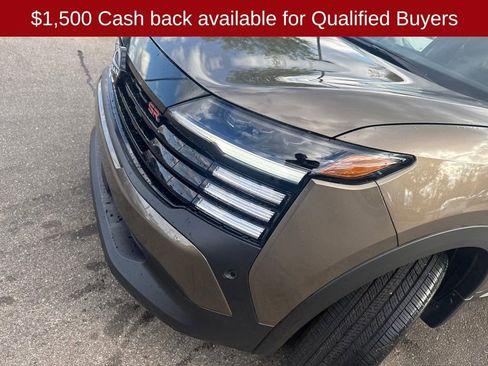 New 2026 Nissan Kicks SR w/ SR Premium Package FWD image 35