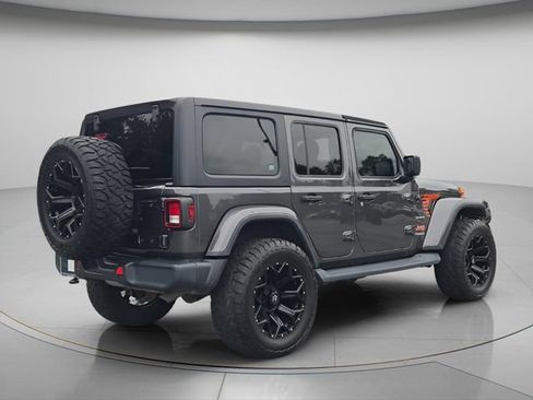 Used 2020 Jeep Wrangler Unlimited Sahara AWD/4WD image 7