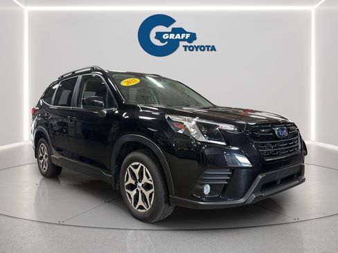 Used 2023 Subaru Forester Premium AWD/4WD image 12