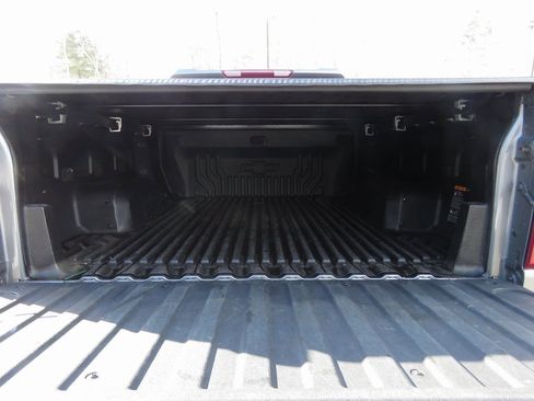 Used 2022 Chevrolet Silverado 1500 LT image 18