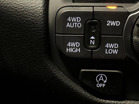 Used 2025 RAM 1500 Big Horn image 24