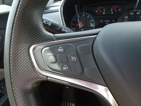 Used 2019 Chevrolet Equinox LS w/ LS Convenience Package FWD image 21