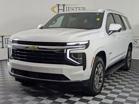 Certified 2025 Chevrolet Tahoe LS AWD/4WD image 5