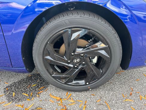 Certified 2026 Hyundai Elantra Sport FWD image 12