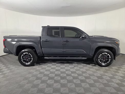 Used 2024 Toyota Tacoma TRD Sport w/ TRD Sport Upgrade Package RWD image 5