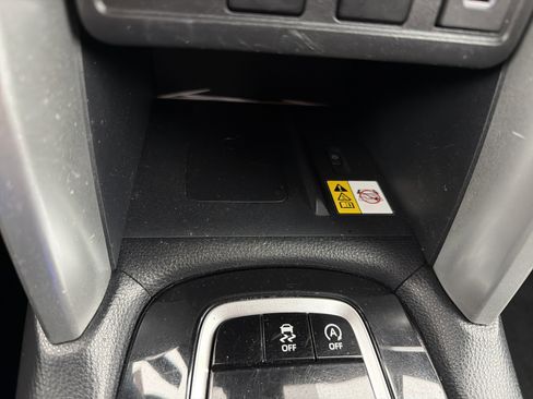 Used 2023 Toyota Corolla Cross LE image 19