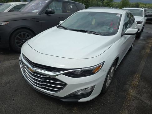 Used 2024 Chevrolet Malibu LT FWD image 3