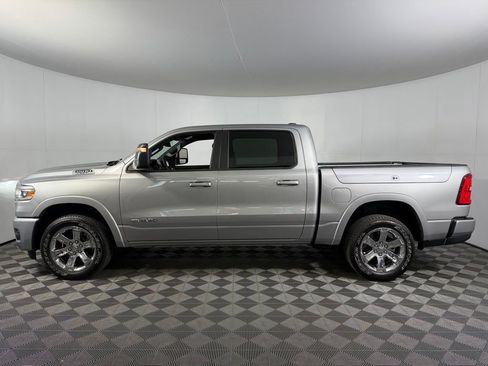 Used 2025 RAM 1500 Big Horn AWD/4WD image 9