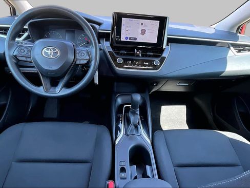 Used 2025 Toyota Corolla LE FWD image 14