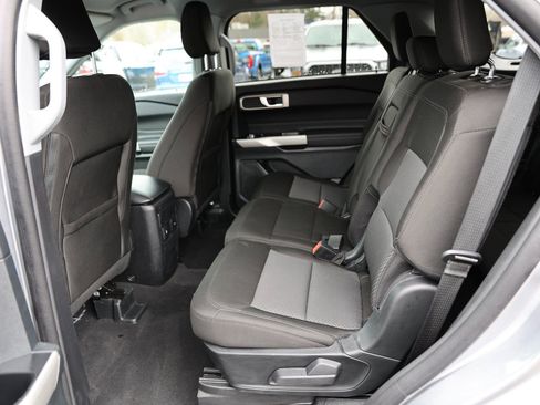 Certified 2023 Ford Explorer XLT image 23