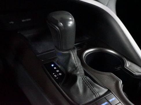 Certified 2024 Toyota Camry SE FWD image 21