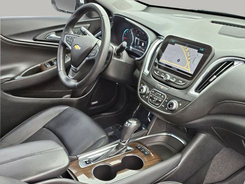 Used 2017 Chevrolet Malibu Premier w/ Premier Sun and Wheel Package image 27