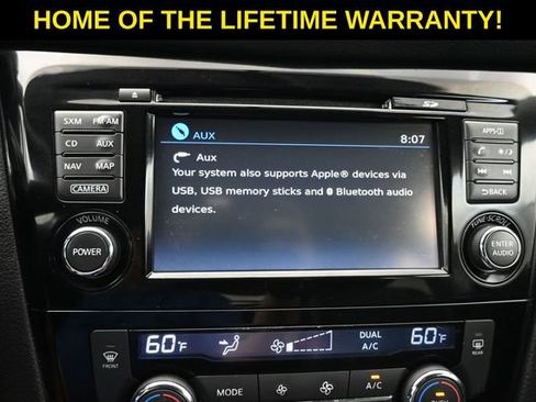 Used 2016 Nissan Rogue SL AWD/4WD image 27