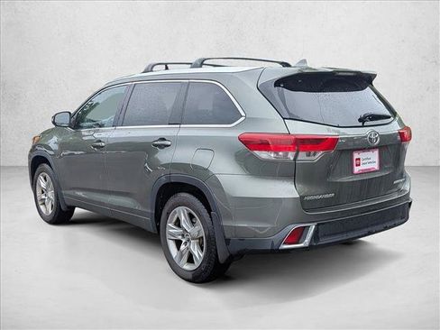 Used 2019 Toyota Highlander Limited AWD/4WD image 7
