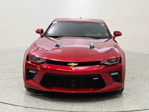 Used 2017 Chevrolet Camaro SS image 2
