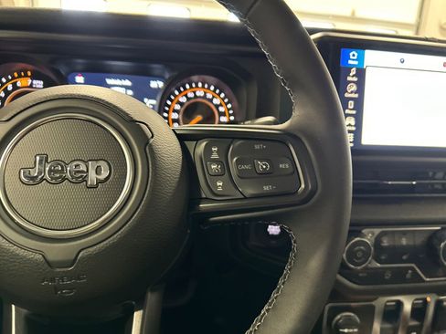 New 2026 Jeep Wrangler Sport S image 20