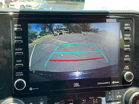 Used 2021 Toyota Highlander XSE AWD/4WD image 27