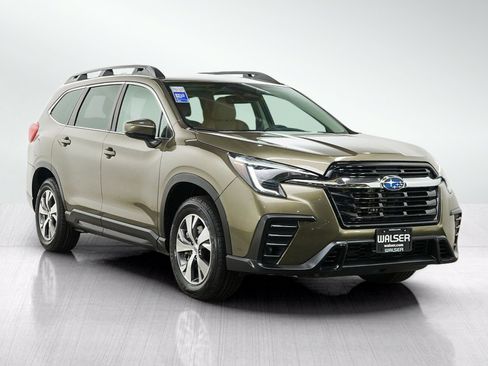 Used 2025 Subaru Ascent Premium AWD/4WD image 7