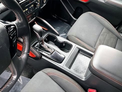 Used 2022 Nissan Frontier Pro-X image 16