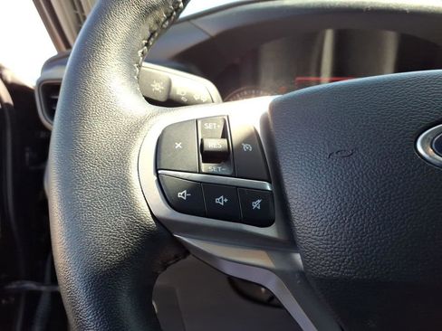 Certified 2023 Ford Explorer XLT AWD/4WD image 15