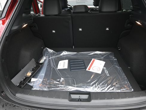 New 2026 Nissan Kicks SR w/ SR Premium Package image 18