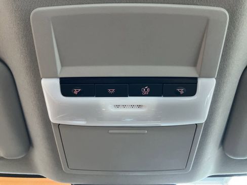 Used 2025 Nissan Sentra SV image 21